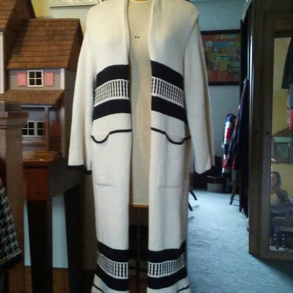 Zara Cable Knit Duster